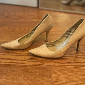 Burberry Beige Croc-Embossed Heels